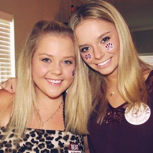 Meet your Posher, Leslie